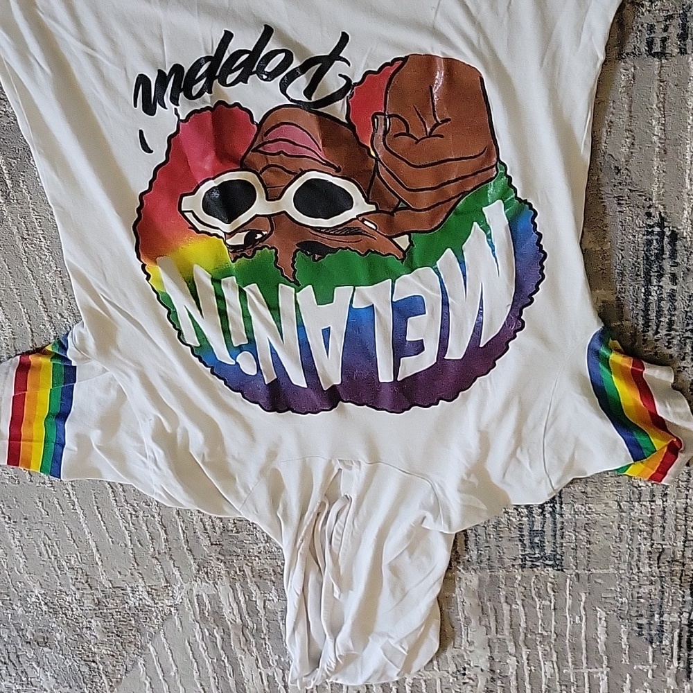 Shirt - Picture 2 of 2